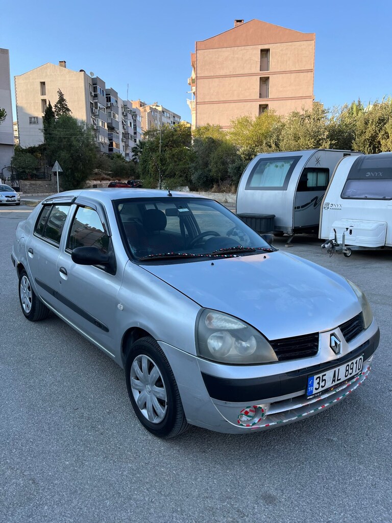 TERTEMİZ KULLANILMIŞ BAKIMLI AİLE ARACI RENAULT CLİO 1.5DCI - 2