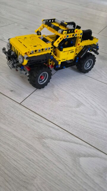 Oyuncak Lego Jeep