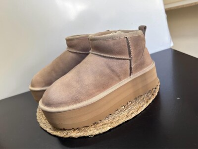 Orijinal UGG 39 numara