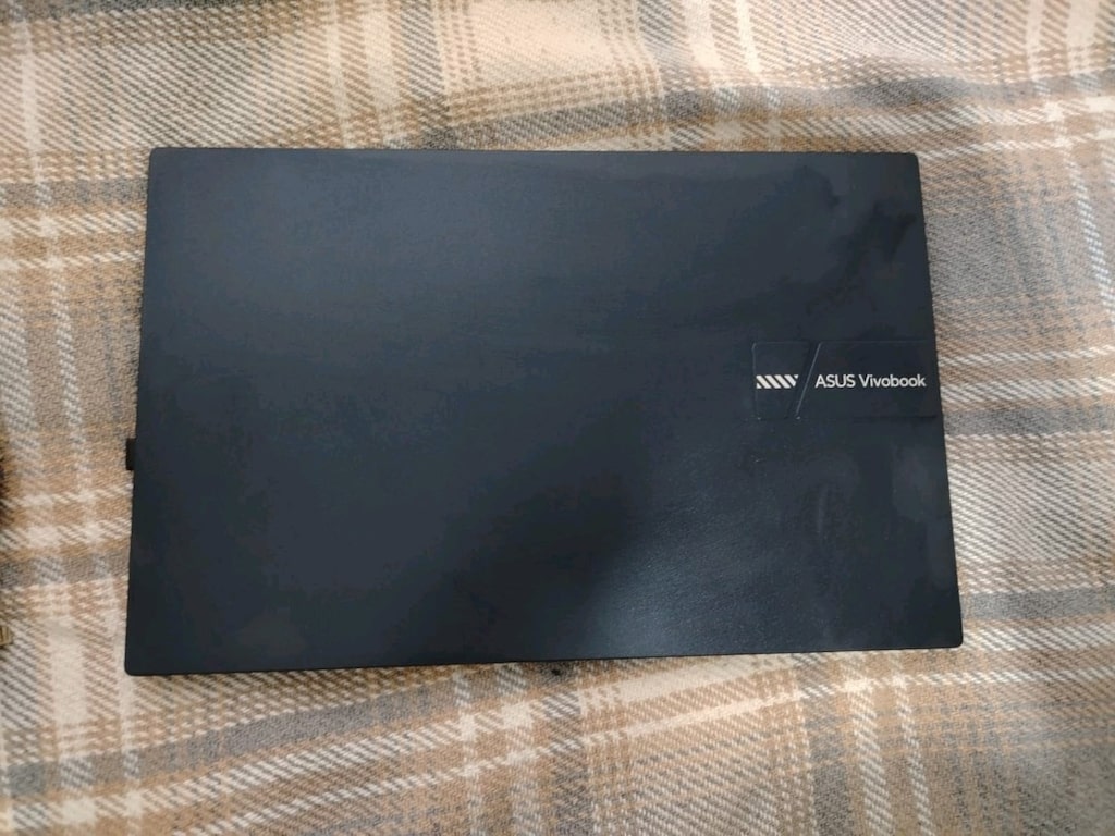 Asus Vivobook Laptop - 3