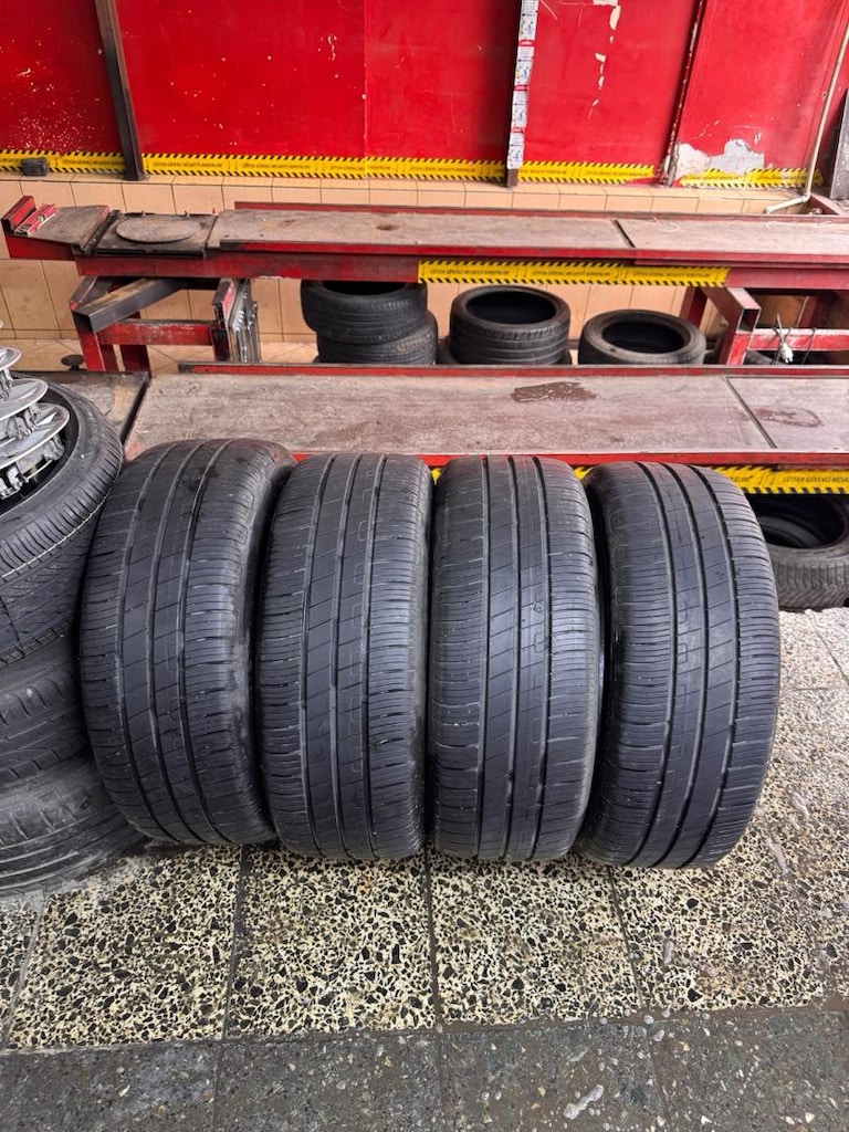 205 55 16 yazlık Goodyear 1000 km yol yaptı sıfır ayarında tarıh 2025 - 7