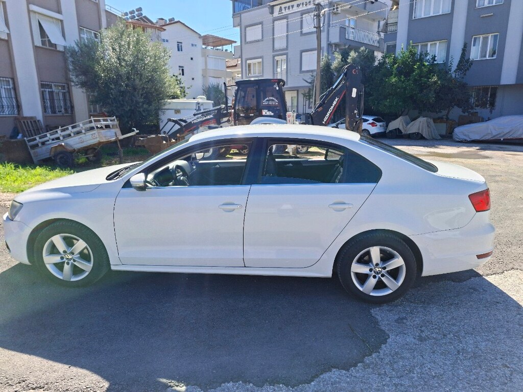 HATASİZ BOYASİZ TRAMERSIZ JETTA 1.6 TDI CONFORTLINE - 7