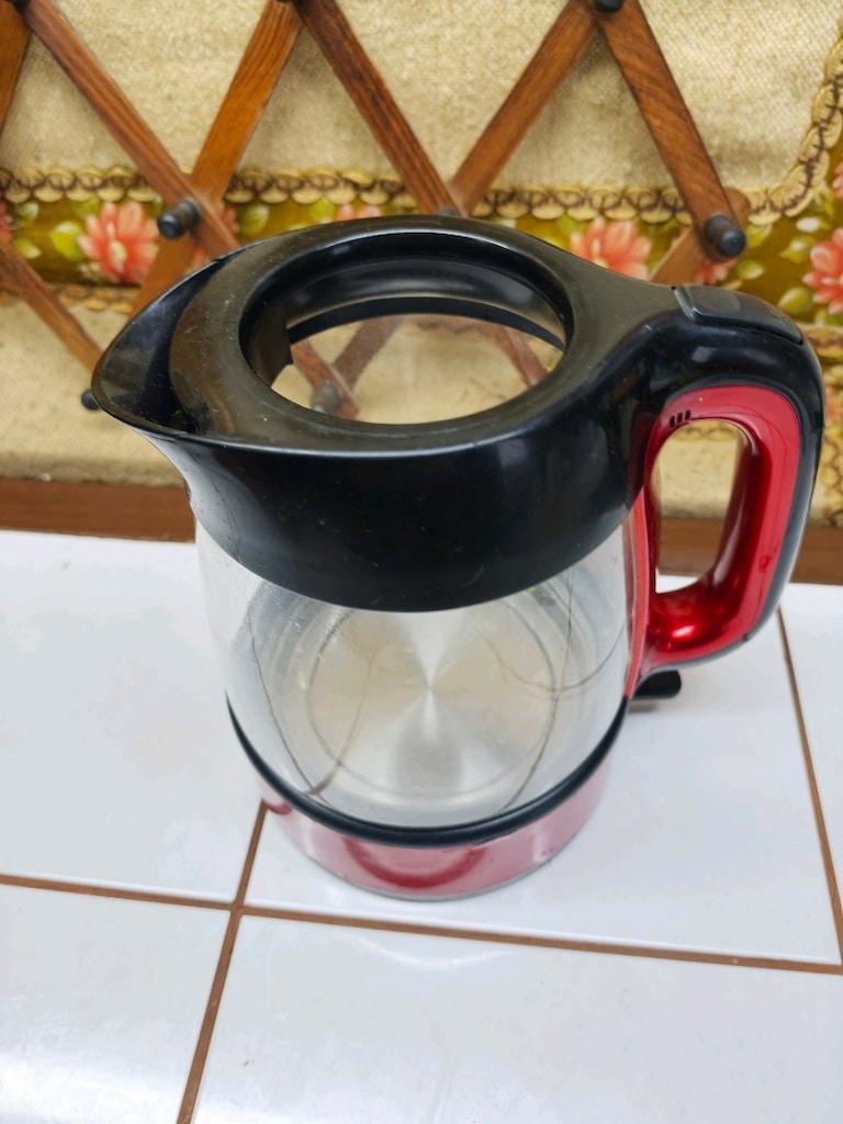 Arçelik Lal 8025 Çay Makinesi Su Haznesi satılık. alt tablası ve demli - 13