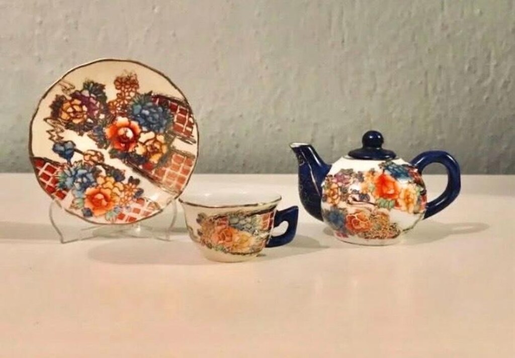 Antika “Hand Made” Damgalı Kabartma Desenli MİNYATÜR Porselen Çay Seti - 4