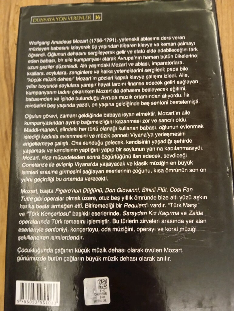 Mozart Ciltli Şömizli 748 sayfa - 2