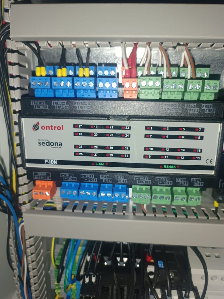 Komple Güneş Enerjili Sıcak Su sistemi- 4 Boyler + Kollektör + Otomasy - 6