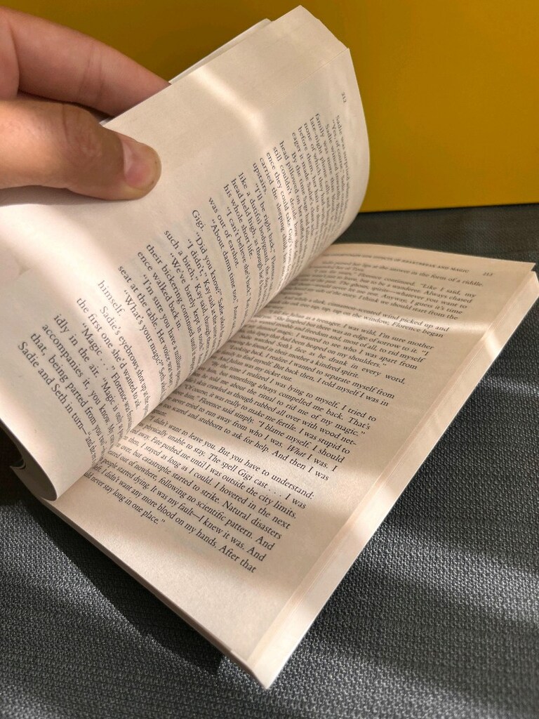 Kalp Kırıklığı ve Buyu Fantastik Romantik Roman İngilizce Kitap - 5