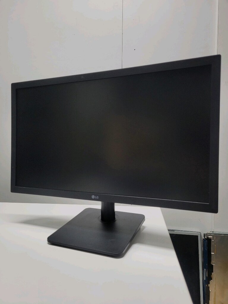 LG Hdmı Monitör 22 inch 75 Hz - 2