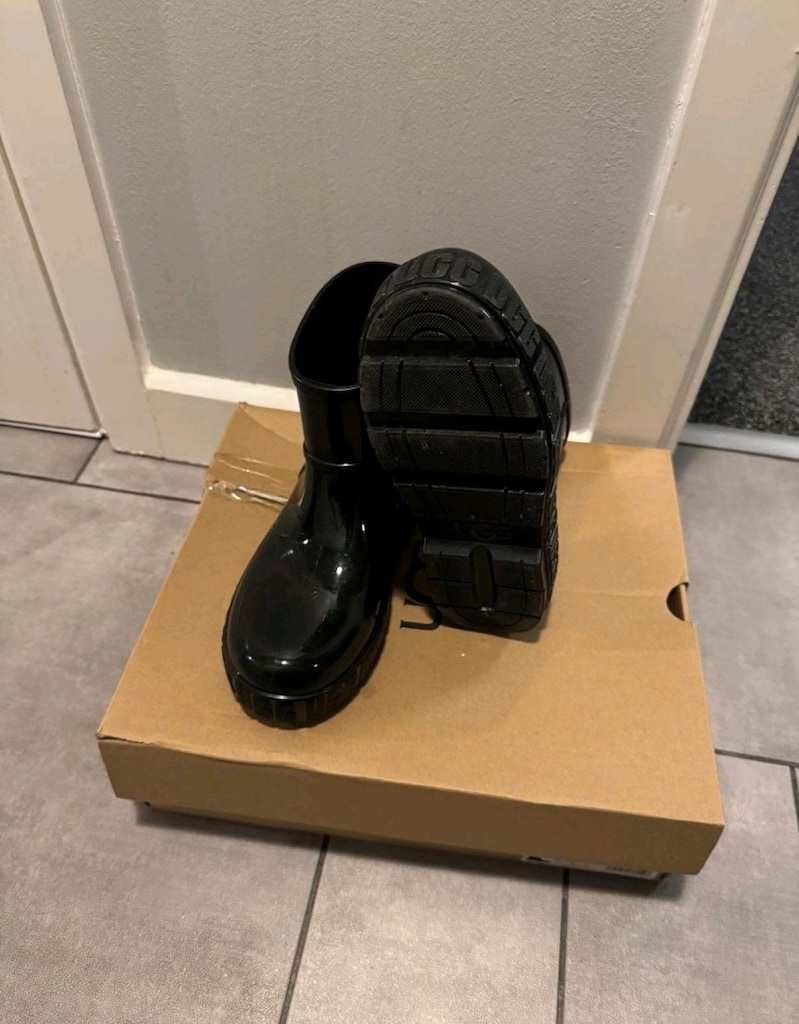 UGG Drizlita Waterproof Siyah Bot – Sıfır, Kutulu (37 Numara) - 3