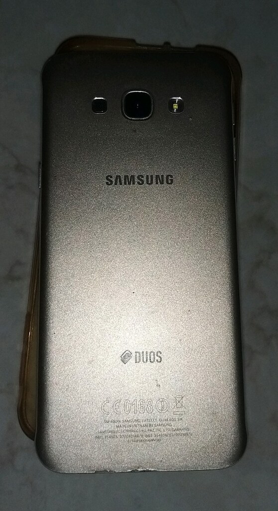 SAMSUNG A8 32 GB - 3