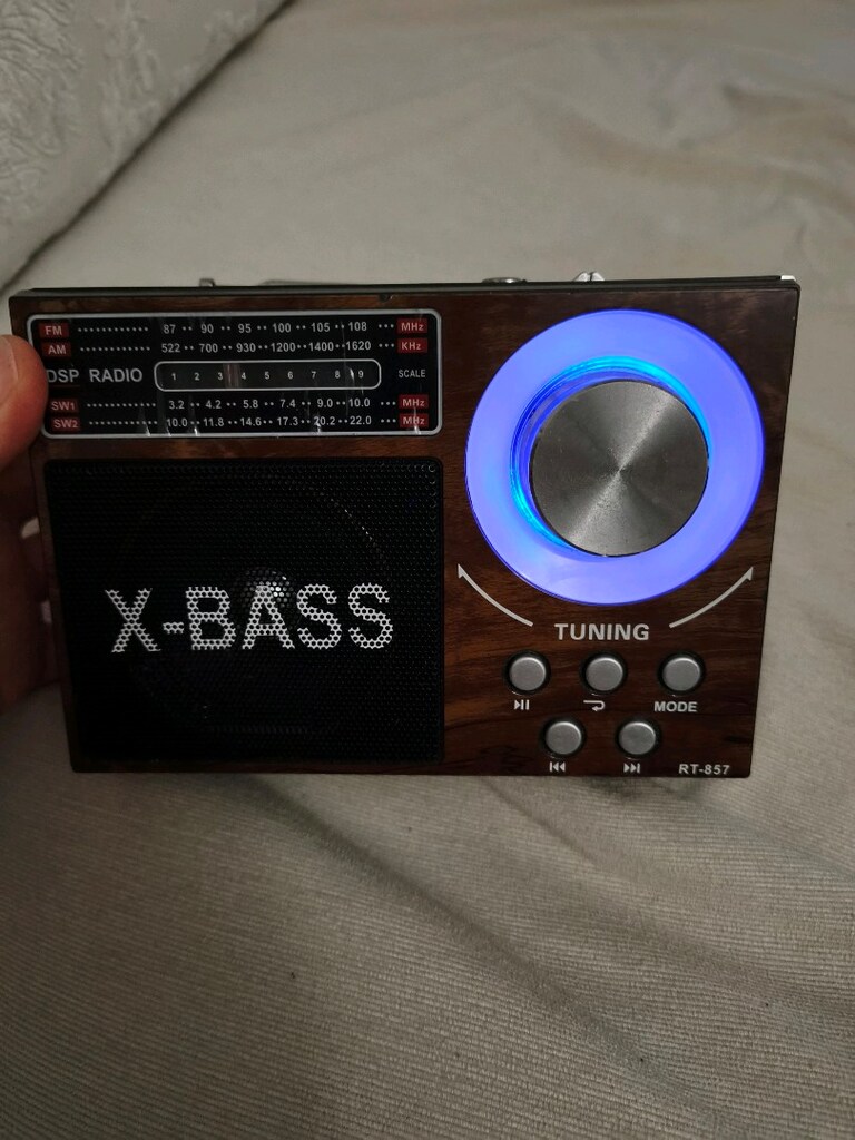 Şarjlı FM radyo USB li müzik çalar - 7