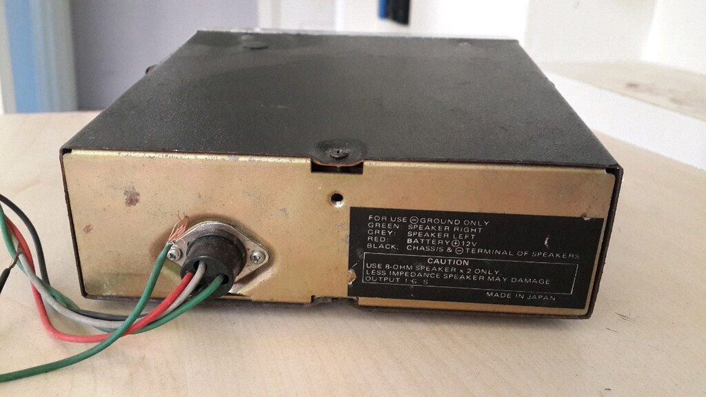 Klasik krom kaset çalar 84 yıllık resmen bi çınar gibi isteyene - 3