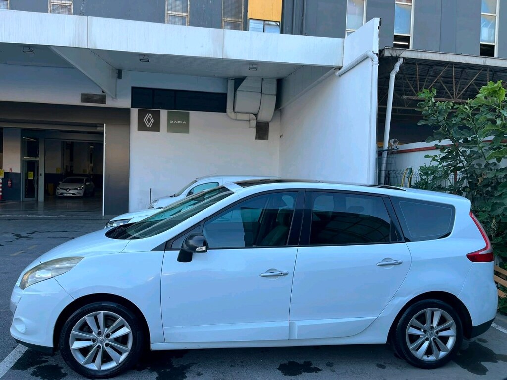 Renault Grand Scenic - 4