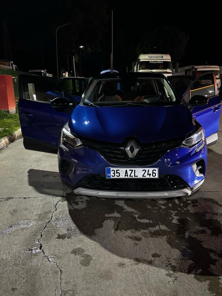 RENAULT CAPTUR 2021 - 3