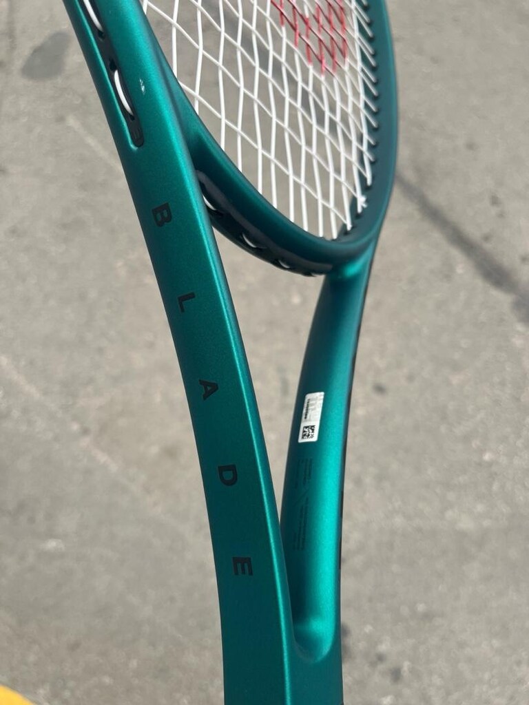 Sayılı Kez Kullanılmış Wilson Blade 101L V9 Tenis Raketi - 4