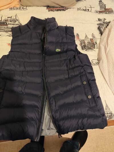 Lacoste yelek