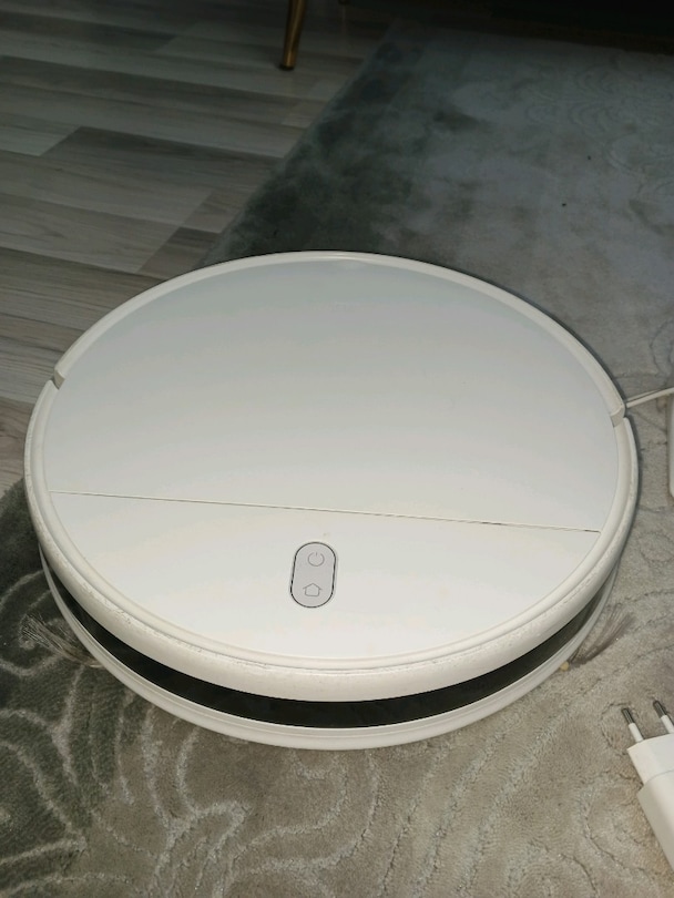 Beyaz Robot Süpürge - 3