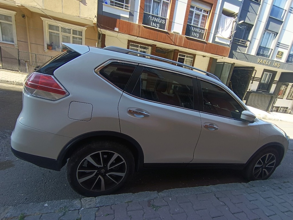 2014 Nissan X-Trail Platinum Premium X-tronic - 3