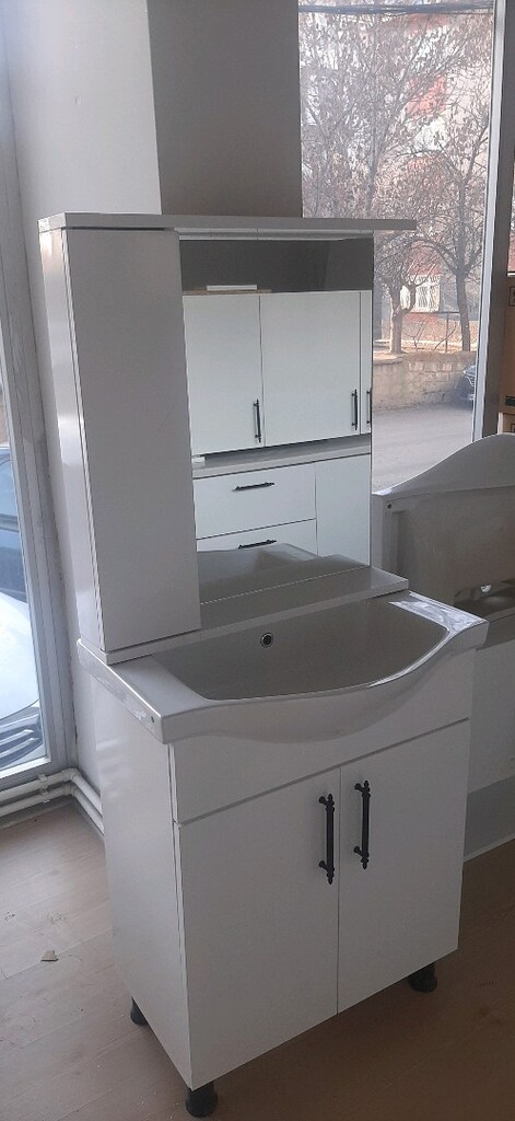 BANYO DOLABI SETI - 12