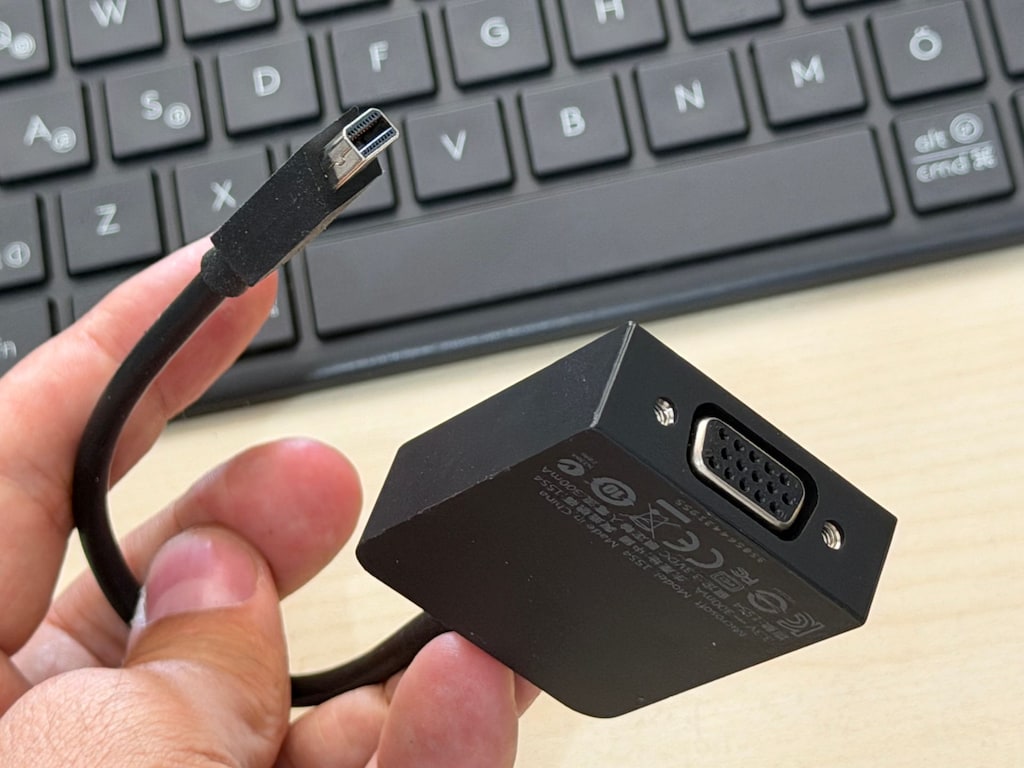 Microsoft 1554 Mini DisplayPort - VGA D-SUB Adaptörü - 5