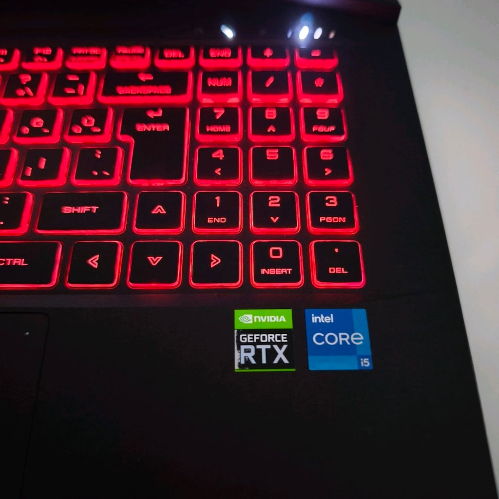 Monster / 32 Ram / Rtx 3050ti / 500 Ssd / 17.3" Büyük Ekran / 144 Hz - 6