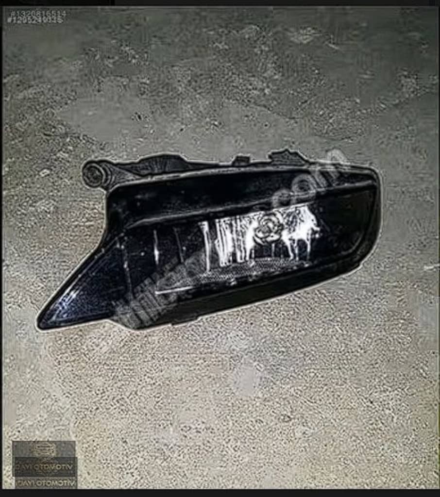 AUDİ A3 SAĞ SİS FARI