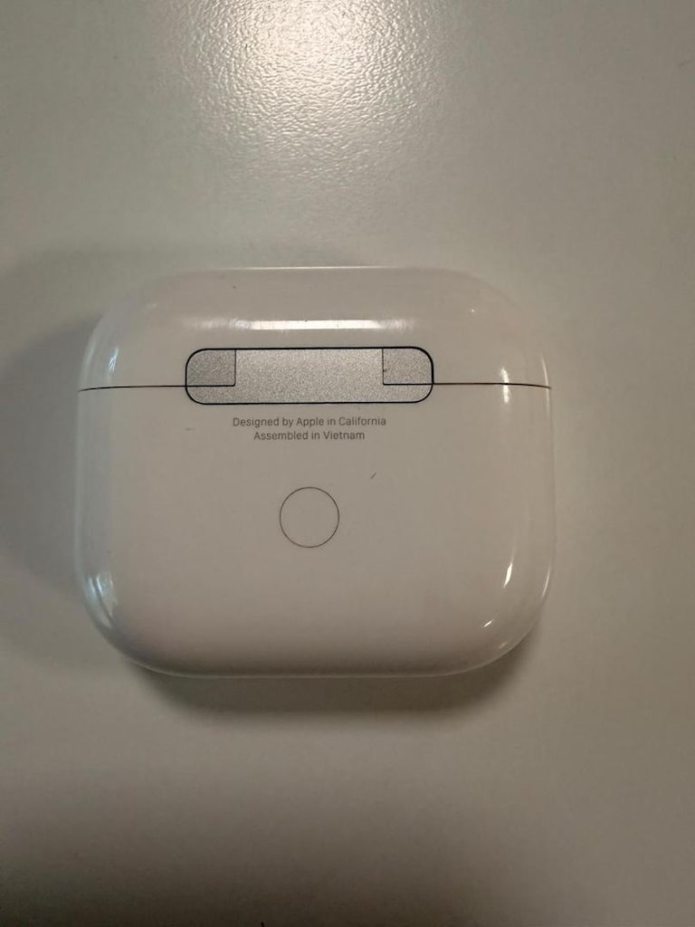 Apple Airpods 3 - 4