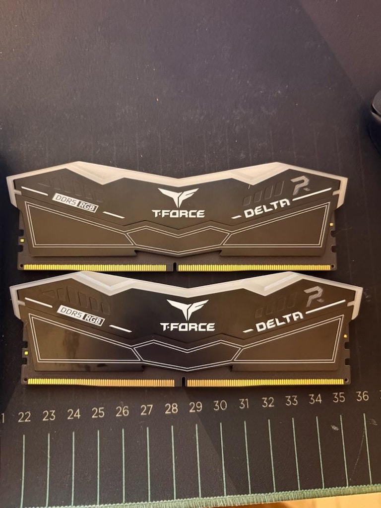 Team T-Force Delta RGB 32gb (2x16) 7800 MHz CL38 DDR5 Ram