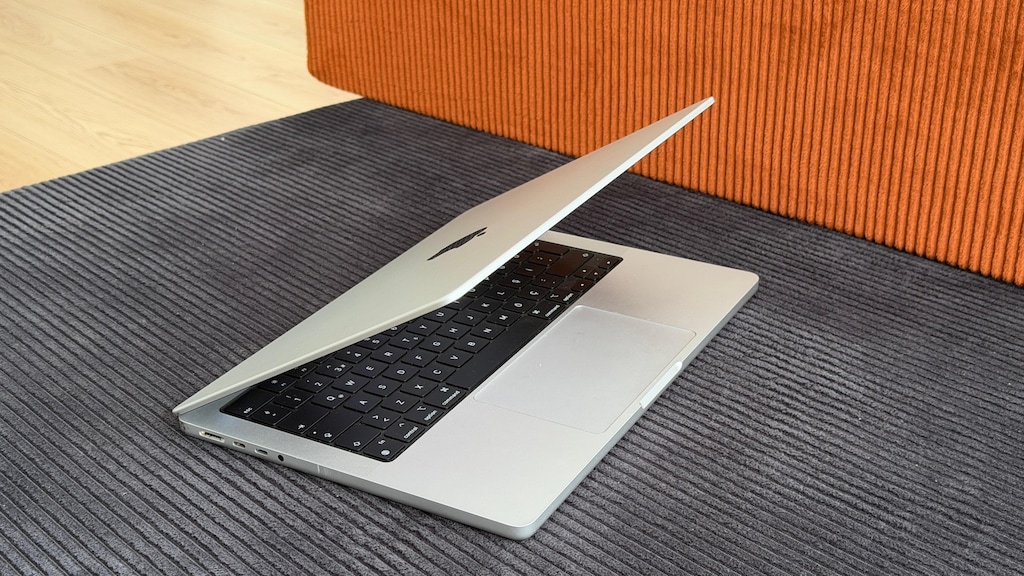 MacBook Pro m4 14 inch - 2