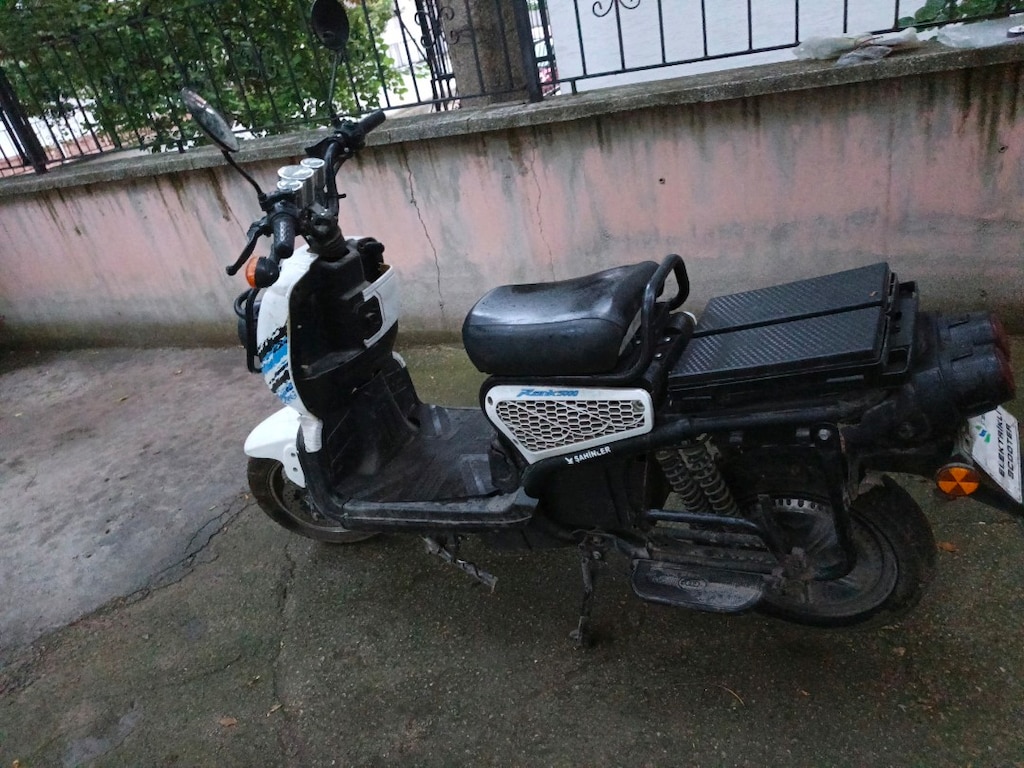 Uygun Elektrikli Motosiklet Mondial Rank 5000 - 9