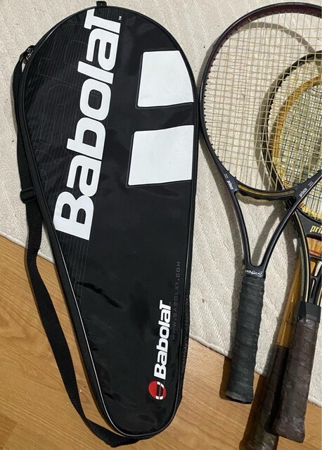 tenis raketi 4 tane