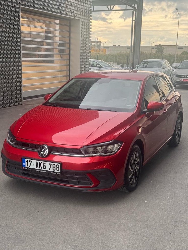 Sahibinden Hatasız Boyasız Tramersiz Servis Bakımlı Polo Life - 2