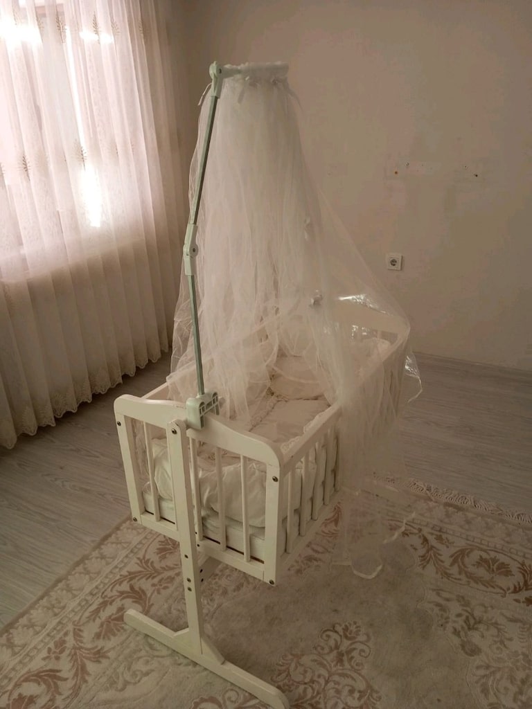 Beyaz Ahşap Sallanan Bebek Beşiği – Yatağıyla Birlikte - 4
