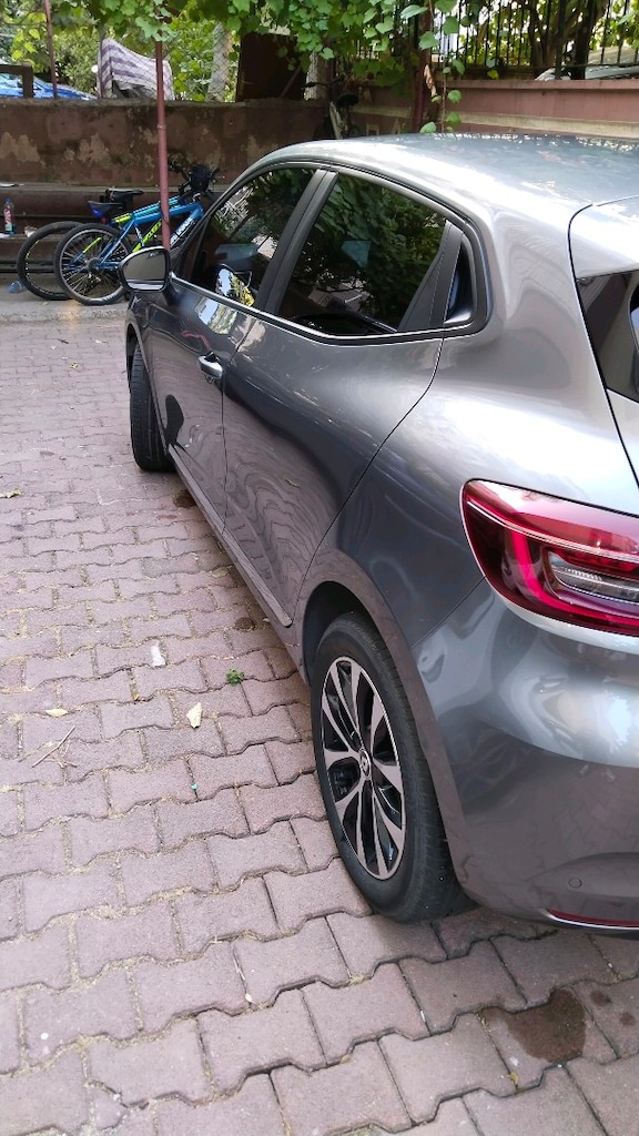 HATASIZ 2023 MODEL 1.0 TCE CLİO TOUCH - 4