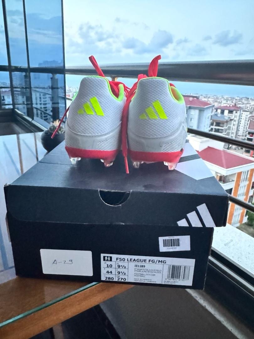 Adidas F50 League Krampon (44 Numara) - 6