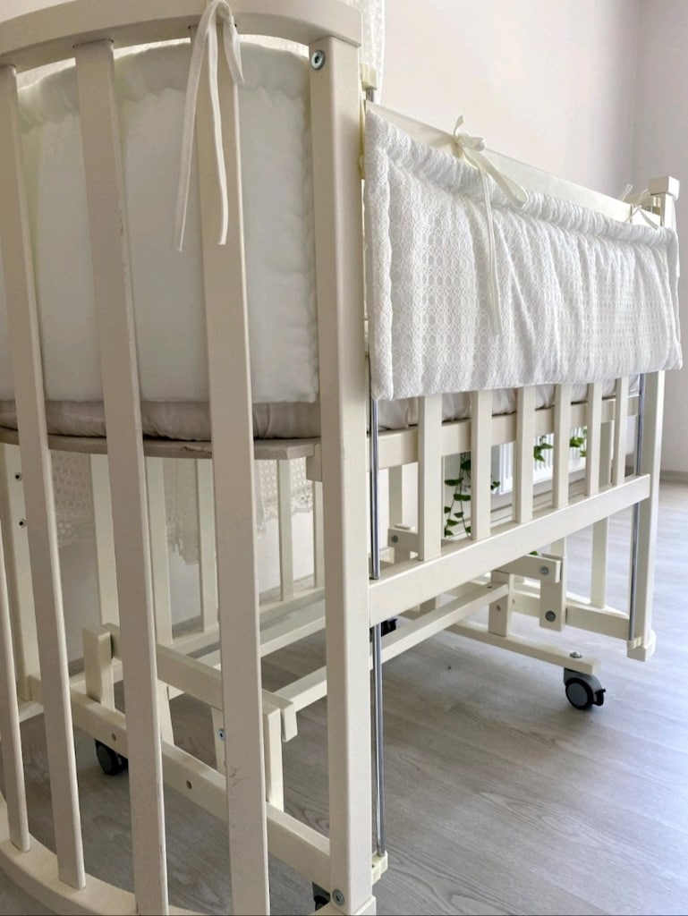 Çok Temiz Ahşap Sallanan Bebek Beşiği - 5