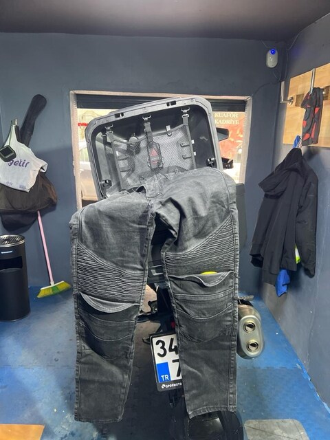 the biker 29-30