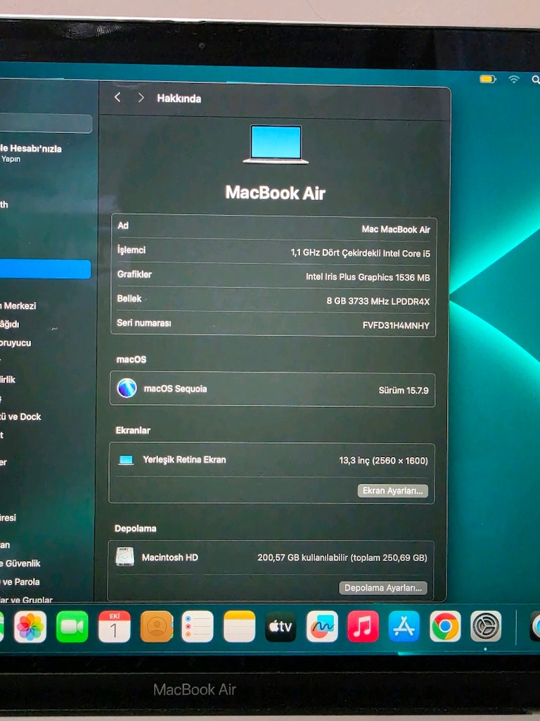 Apple Macbook Air - 7