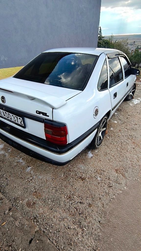 Opel vectra a 93 model 2.0gl boyasız deisensiz - 5