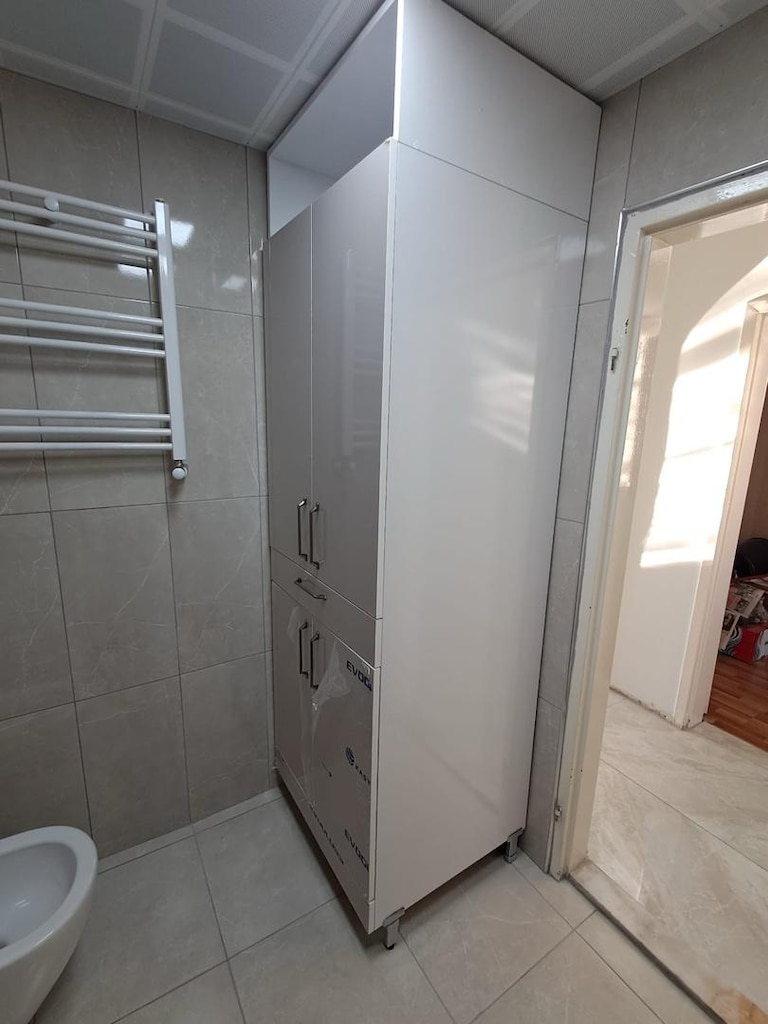 Özel Yapım Çamaşır & Kurutma Makinesi Üstü Banyo Dolabı - 3