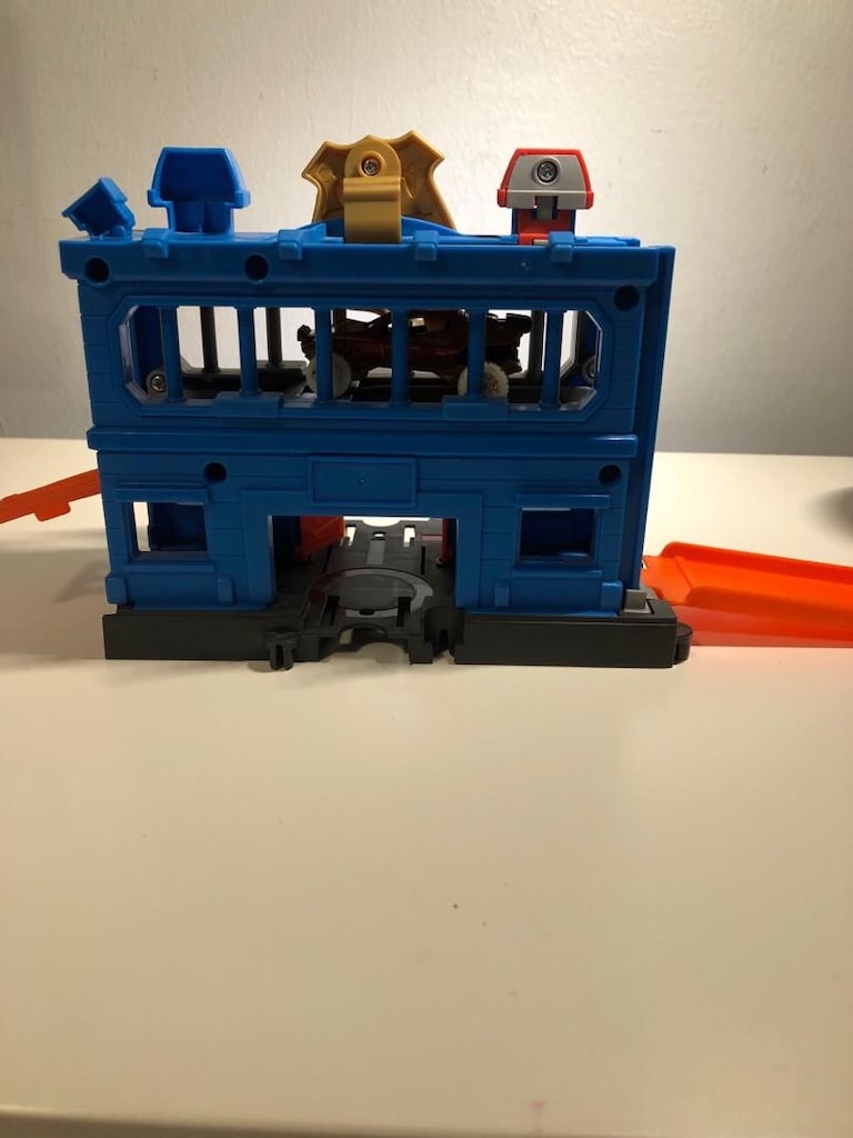 Hot Wheels Polis İstasyonu Seti - 6