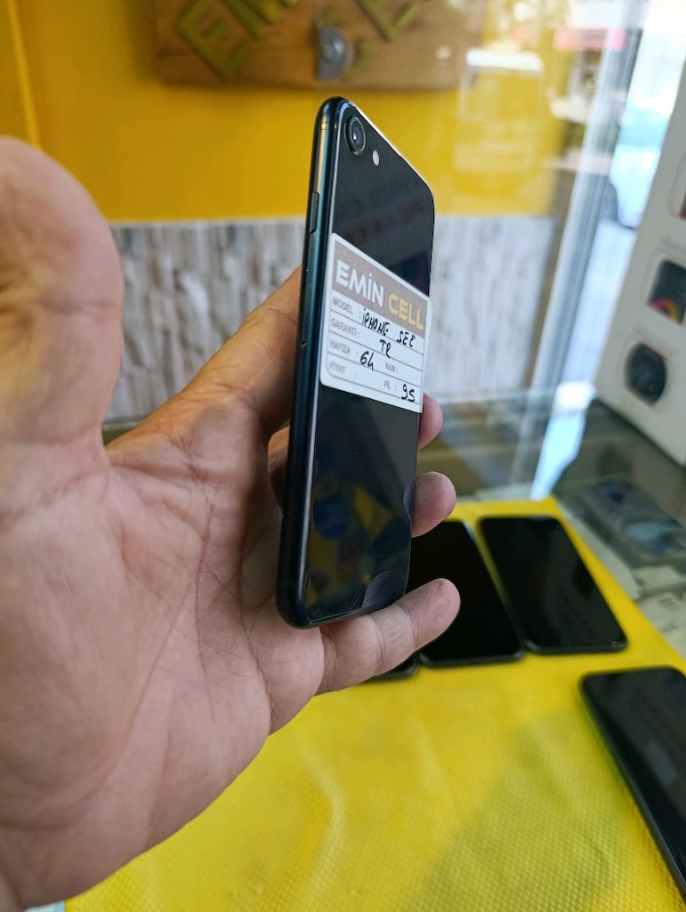 iPhone see TR - 4