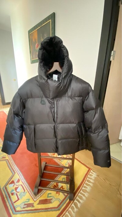 Puma Siyah Kapüşonlu şişme Mont