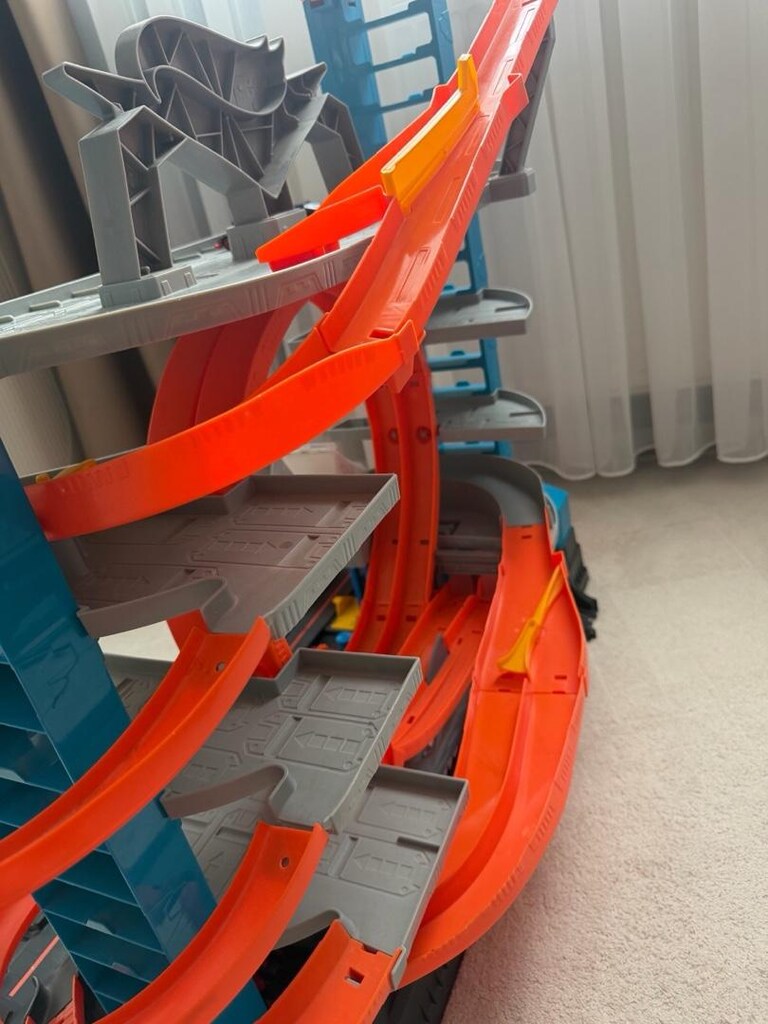 hotwheels ultimate garage - 3