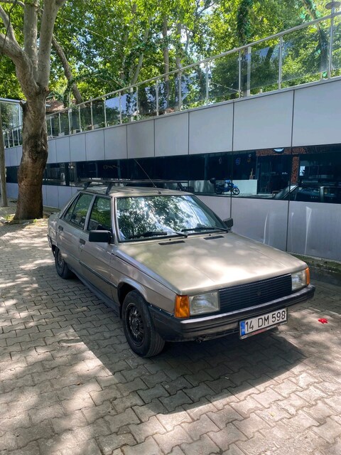 Renault BROADWAY