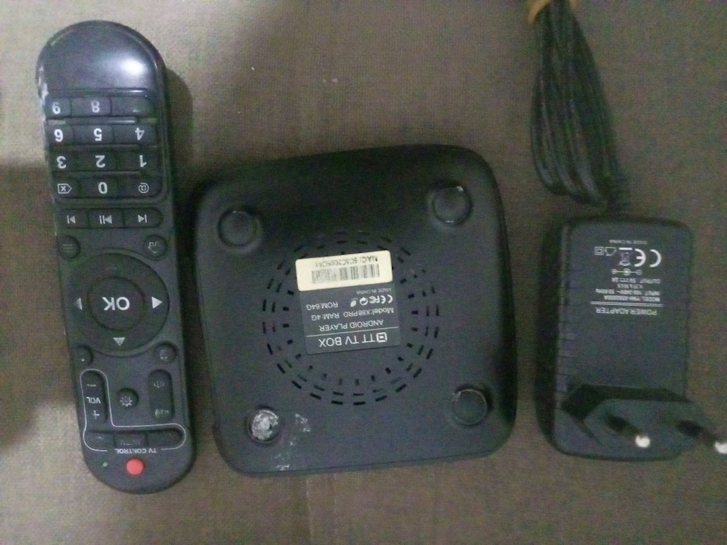 x88 pro androit TV box ren 4 rom 64 - 2