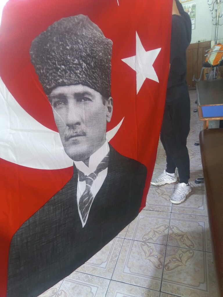 bayrak taç marka elimizde 5tane mevcuttur hiç kullanılmamış sıfırdır - 2