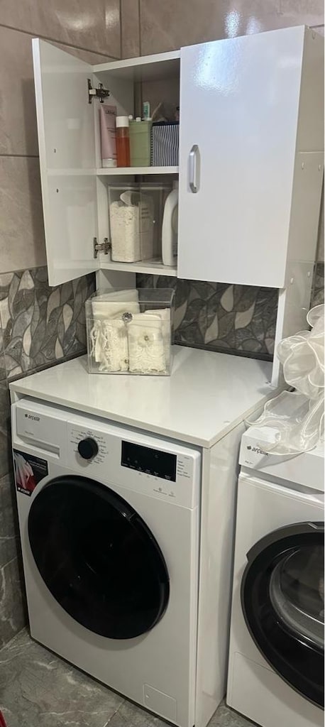 çamaşır makinesi dolabı