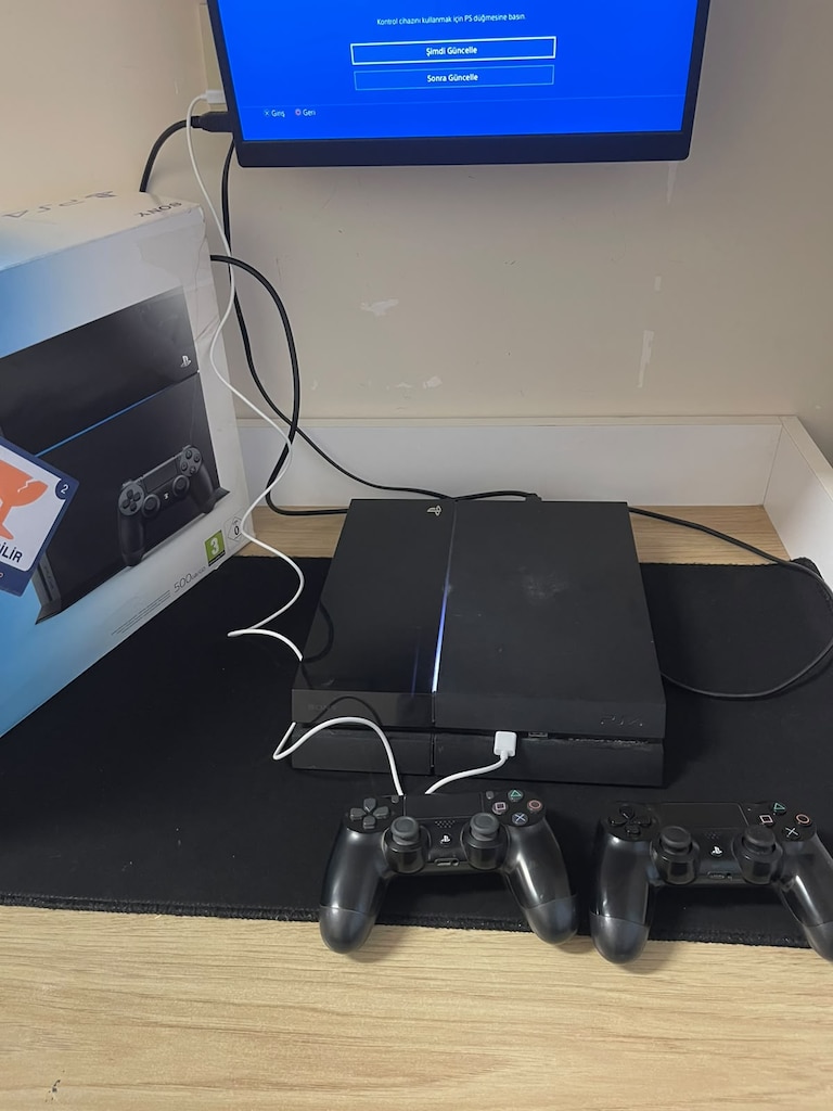 PS4 FAT 500 GB KIRIK JAILBREAKLI + 2 ADET SIFIR KOL + BOL OYUNLU - 4