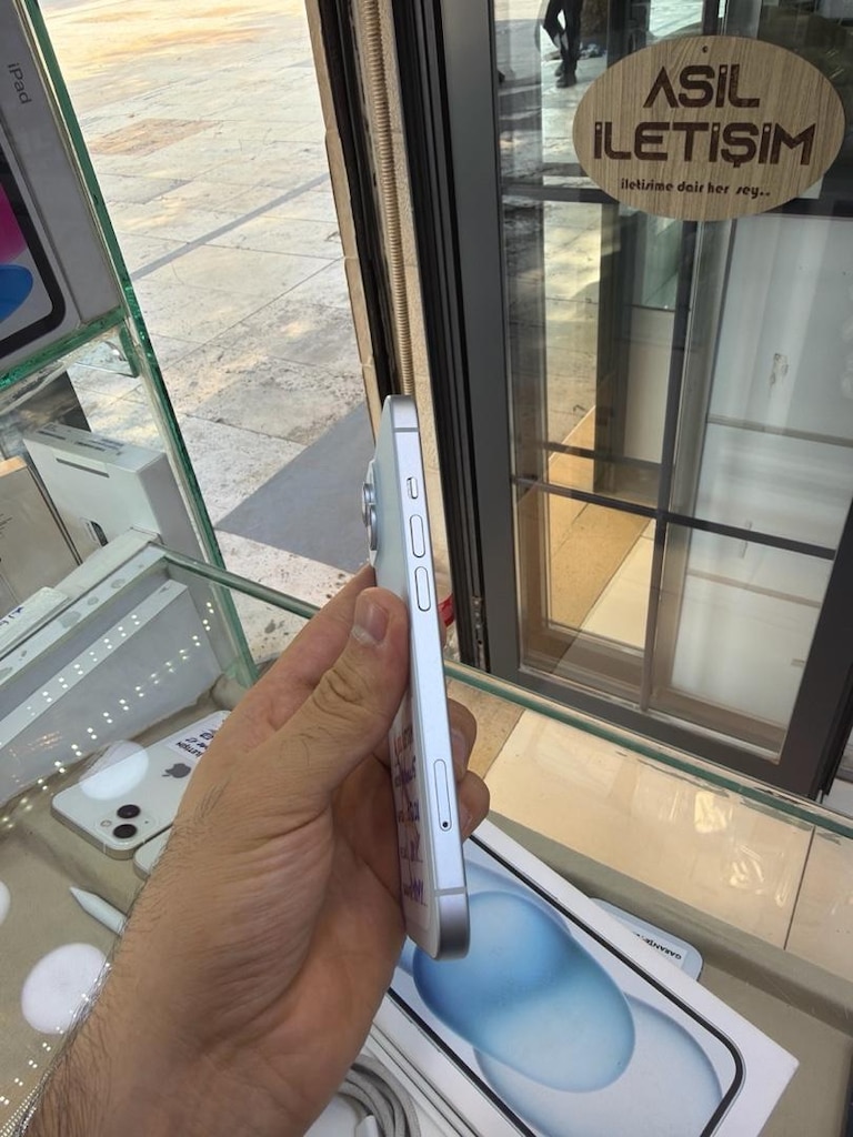 iPhone 15 256Gb - 2